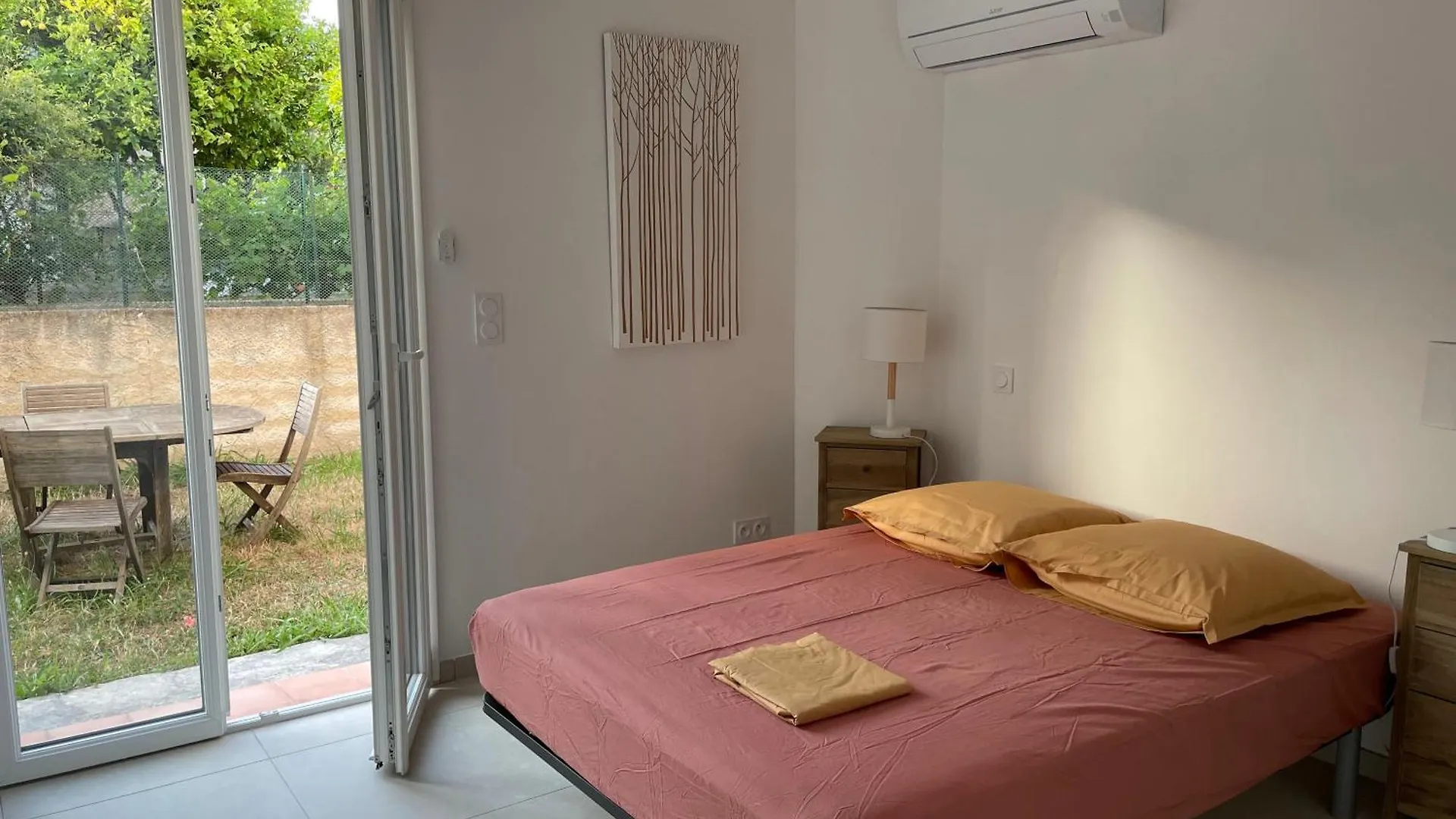 2 Chambres Et Jardin A Bormes - Le Lavandou